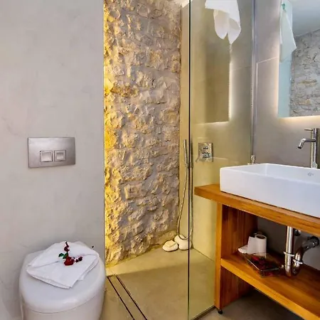 Apartment Lakka Stone House 1